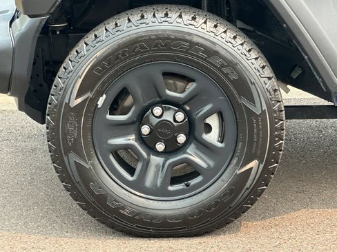 Used 2019 Jeep Wrangler Unlimited Sport AWD/4WD image 25