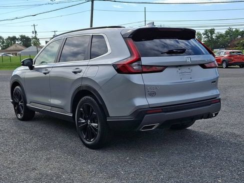 Used 2023 Honda CR-V Sport Touring image 5