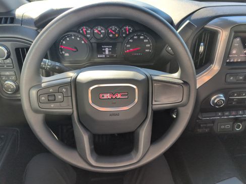 New 2026 GMC Sierra 2500 Pro w/ Convenience Package image 18