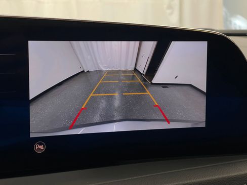 Used 2025 Cadillac XT4 Premium Luxury image 16