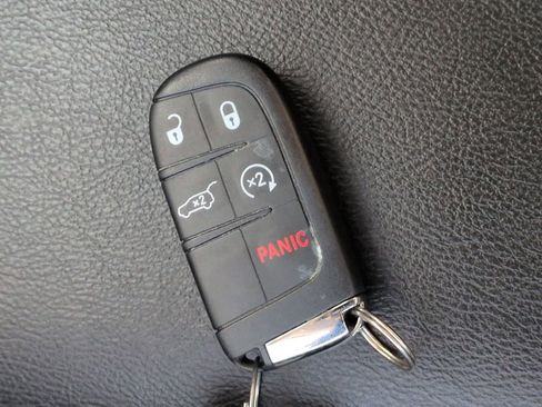 Used 2018 Jeep Compass Latitude w/ Popular Equipment Group image 35