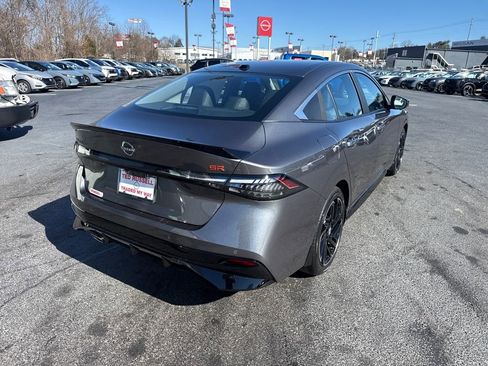 New 2026 Nissan Sentra SR w/ SR Premium Package FWD image 5