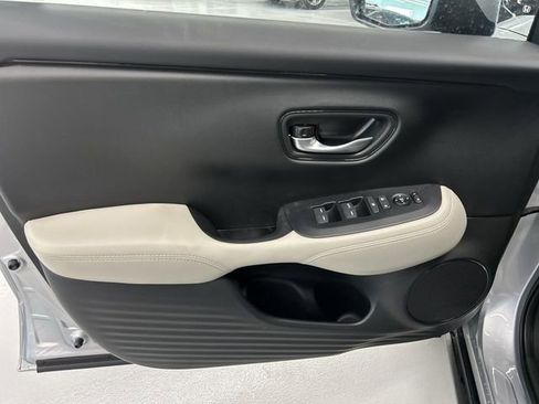 New 2026 Honda HR-V LX image 18