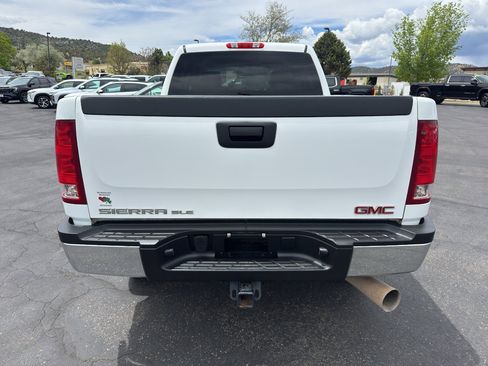 Used 2010 GMC Sierra 2500 SLE AWD/4WD image 6
