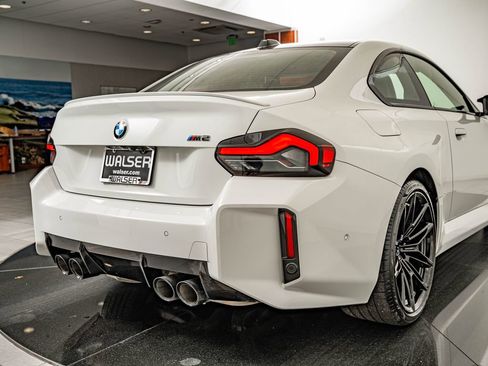 Used 2025 BMW M2 w/ Lighting Package RWD image 18