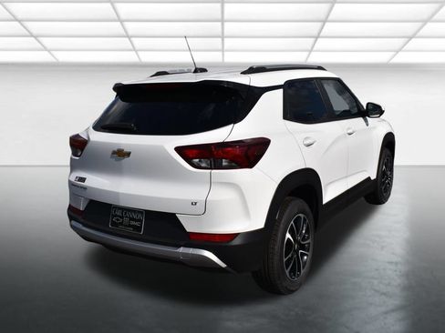 New 2026 Chevrolet TrailBlazer LT w/ Convenience Package FWD image 4