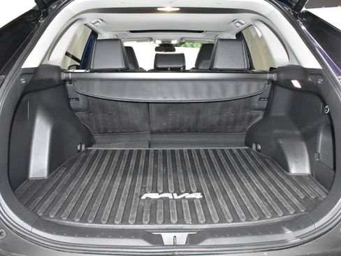 Used 2025 Toyota RAV4 XLE Premium FWD image 31