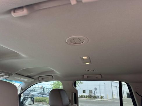 Used 2017 Chevrolet Tahoe LT w/ Luxury Package image 19