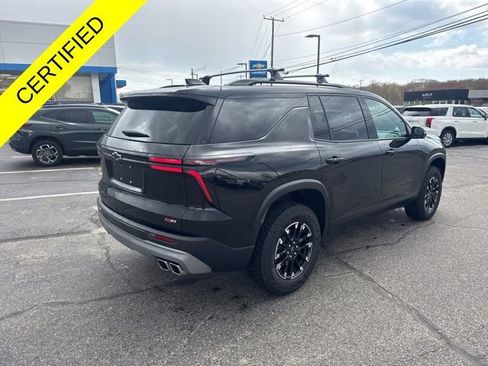 Used 2024 Chevrolet Traverse Z71 AWD/4WD image 8