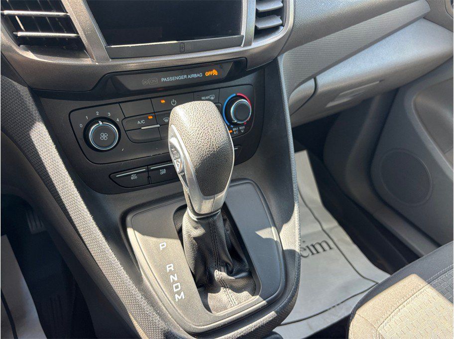 Used 2023 Ford Transit Connect XLT FWD image 30