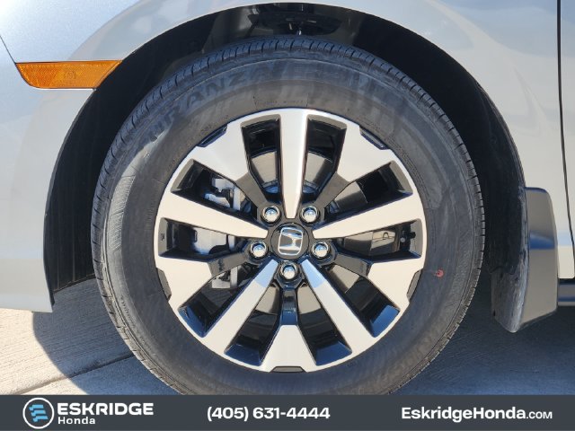 Certified 2026 Honda Odyssey EX-L image 13