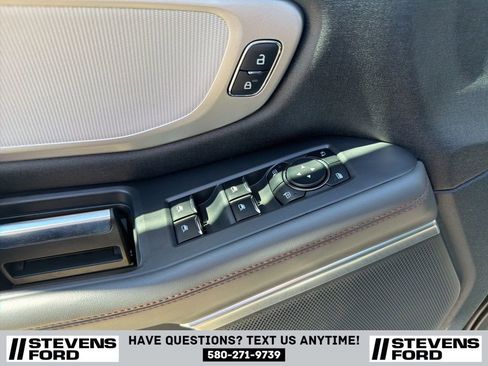 Used 2025 Ford Expedition Max Active AWD/4WD image 19