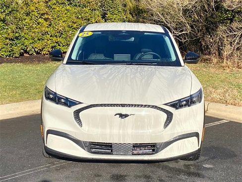 Used 2025 Ford Mustang Mach-E Select w/ Comfort Package Lite image 2