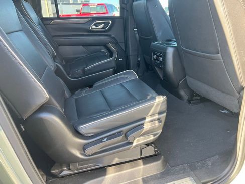 Certified 2023 Chevrolet Suburban Premier image 22