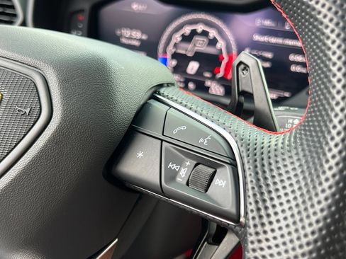Used 2020 Lamborghini Urus AWD/4WD image 28