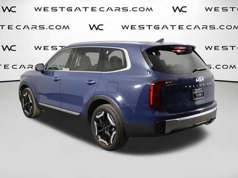 Used 2025 Kia Telluride S FWD image 45