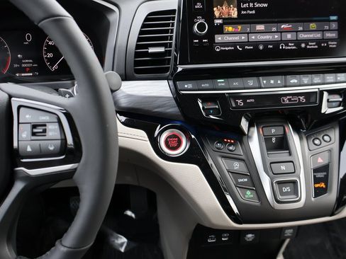 New 2026 Honda Odyssey Elite image 30