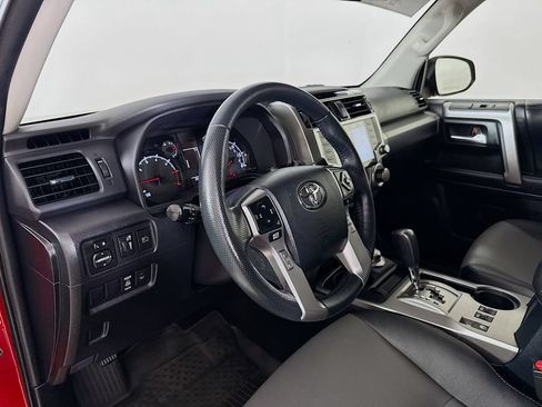 Certified 2024 Toyota 4Runner SR5 Premium AWD/4WD image 10