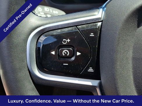 Certified 2025 Volvo XC90 B6 Plus AWD/4WD image 22