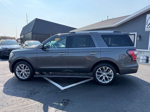 Used 2019 Ford Expedition Limited w/ Equipment Group 302A AWD/4WD image 2