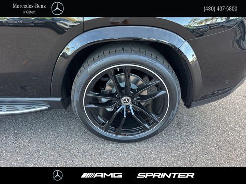 New 2026 Mercedes-Benz GLS 580 4MATIC image 8