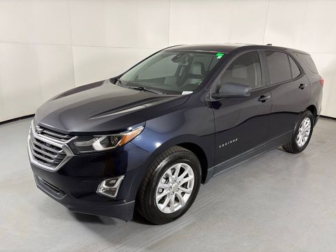 Used 2020 Chevrolet Equinox LS image 4