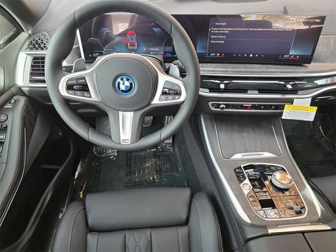 New 2026 BMW X5 xDrive50e w/ Executive Package image 28