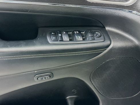 Used 2017 Jeep Grand Cherokee Limited image 15