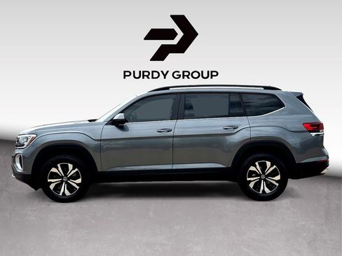 Certified 2025 Volkswagen Atlas SE FWD image 5