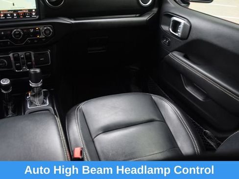 Used 2021 Jeep Wrangler Unlimited Sahara w/ Cold Weather Group AWD/4WD image 14