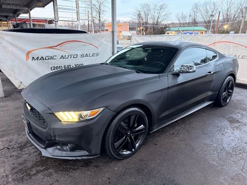 Used 2017 Ford Mustang EcoBoost Coupe 2D w/ Ecoboost Performance Package image 8