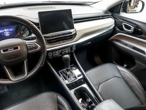 Used 2022 Jeep Compass Limited image 13