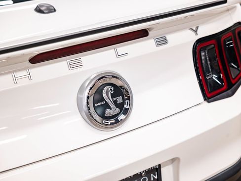 Used 2011 Ford Mustang Shelby GT500 w/ SVT Performance Pkg RWD image 35