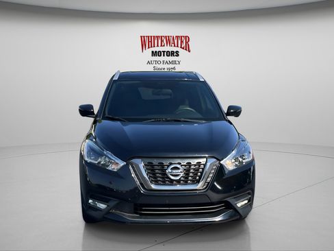 Used 2018 Nissan Kicks SR w/ Premium Package image 8