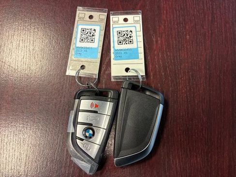 Used 2022 BMW X5 xDrive40i w/ Executive Package image 39