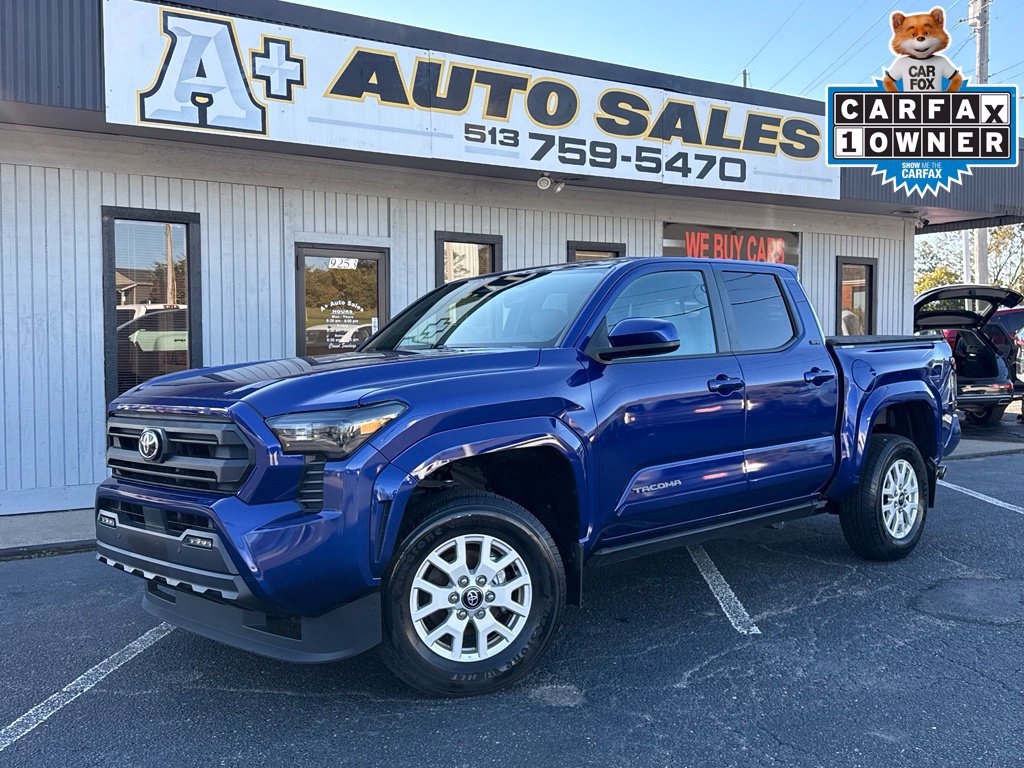 Used 2024 Toyota Tacoma SR5 AWD/4WD image 1