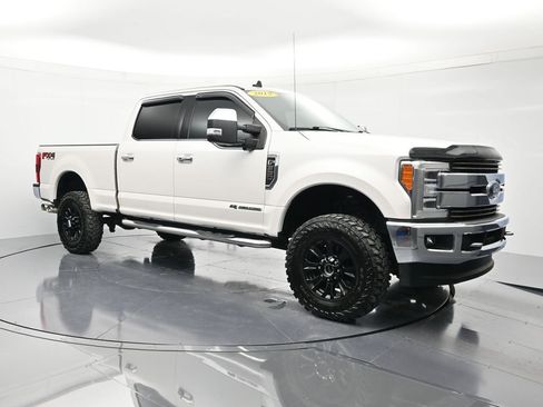 Used 2019 Ford F350 King Ranch w/ Tow Technology Bundle AWD/4WD image 3