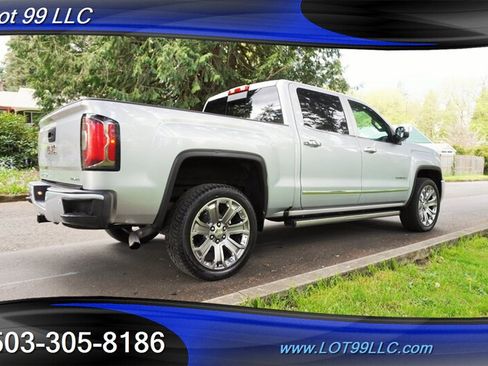 Used 2018 GMC Sierra 1500 Denali w/ Denali Ultimate Package AWD/4WD image 9