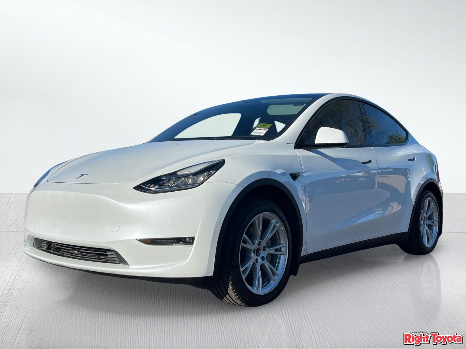 Used 2021 Tesla Model Y 2WD image 2