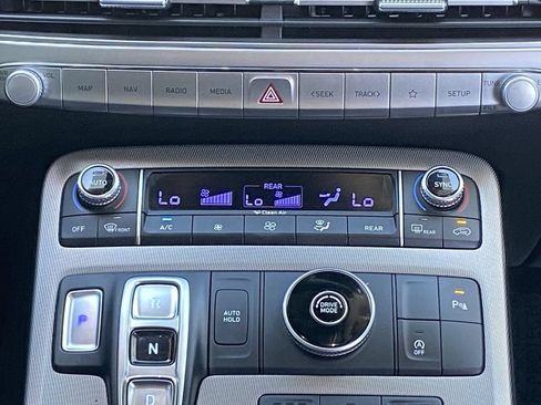 Used 2022 Hyundai Palisade SEL w/ Premium Package FWD image 31