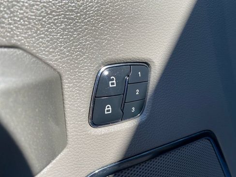 Used 2018 Ford F150 Lariat AWD/4WD image 30