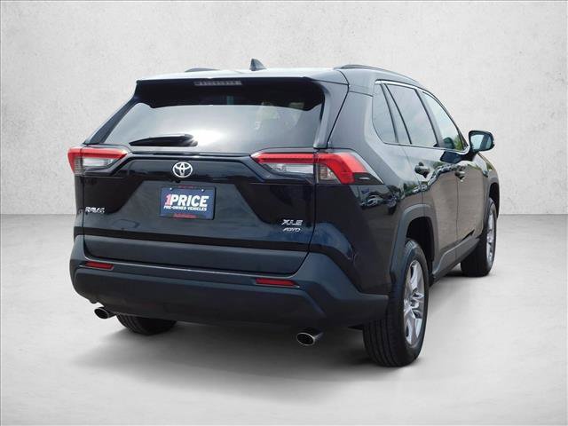 Used 2025 Toyota RAV4 XLE AWD/4WD image 9