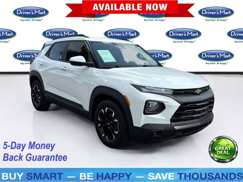 Used 2022 Chevrolet TrailBlazer LT FWD image 1