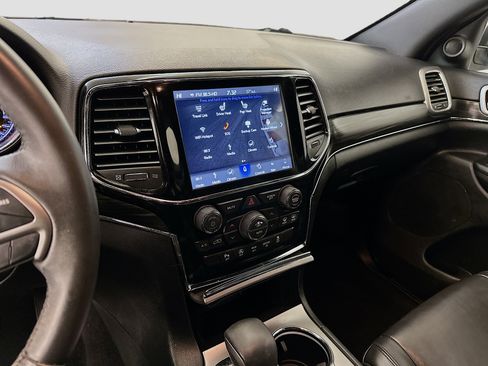 Used 2019 Jeep Grand Cherokee Limited image 26