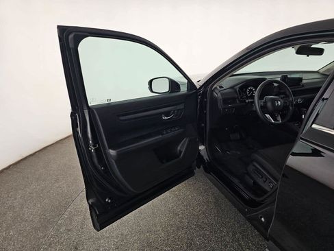 Used 2025 Honda CR-V EX image 19