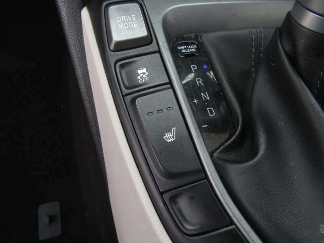 Used 2019 Hyundai Veloster Turbo Ultimate FWD image 20