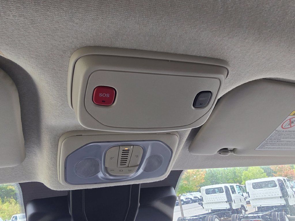 Used 2025 RAM ProMaster 2500 w/ U-Haul Equipment Group FWD image 31