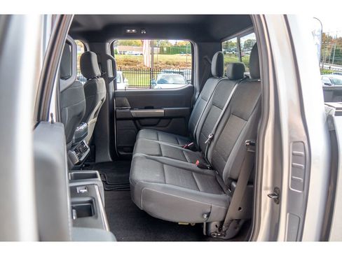 Used 2022 Ford F150 XLT w/ Equipment Group 302A High image 17