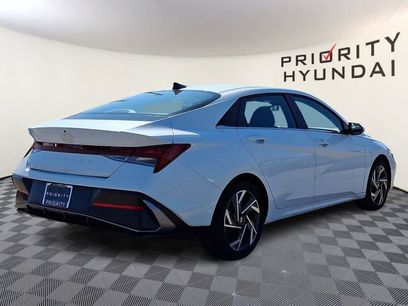 Used 2025 Hyundai Elantra SEL