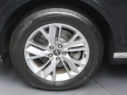 Used 2023 Genesis GV70 2.5T AWD/4WD image 36